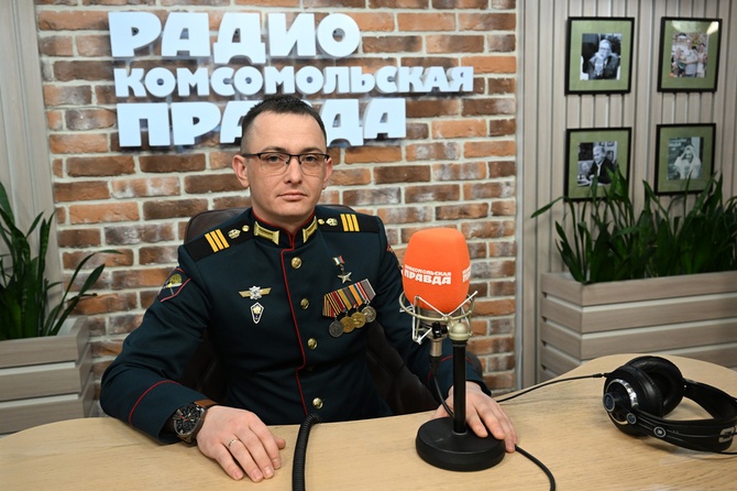 Заместитель командира взвода, командир отделения разграждения инженерно-штурмового взвода инженерно-саперной роты, сержант Юрий Мушенков