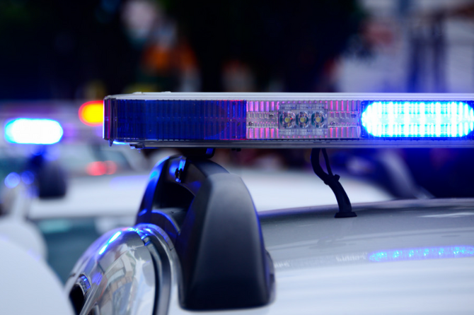 Мужчина с автоматом наперевес ходил по улицам Петербурга