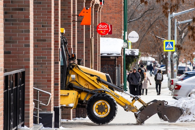 В Госдуме назвали причины плохой уборки снега в регионах