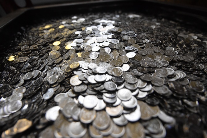 «Они уже обещаны»: экономист раскрыл, скажется ли сокращение расходов бюджета на социальных выплатах