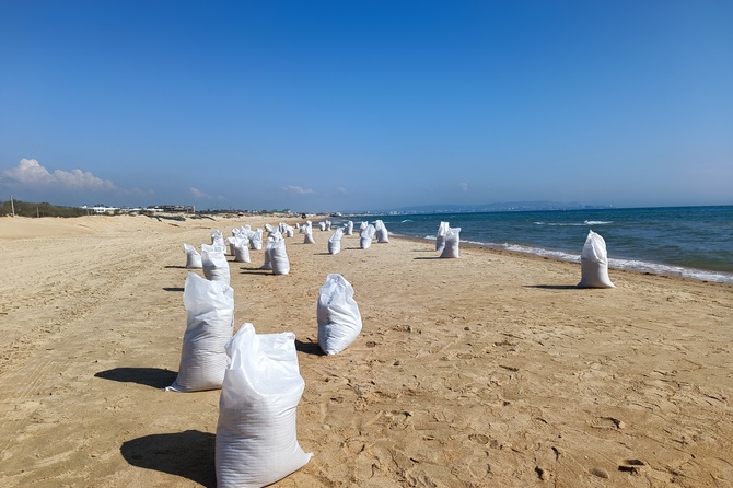 «Мелкоочаговые выбросы»: эколог оценил риски повторного загрязнения пляжей Анапы