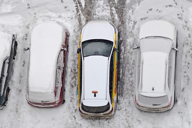 «Надо было сначала выпустить»: эксперт оценил вступление в силу закона о локализации такси