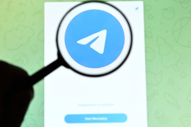 «Альтернативы нет»: IT-эксперт о ситуации с рекламой в Telegram и YouTube