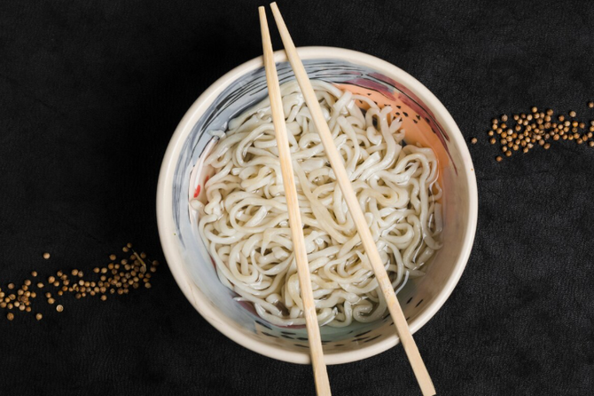 Диетолог рассказала, как часто можно есть лапшу быстрого приготовления