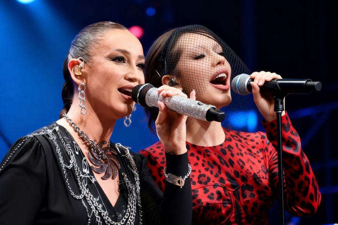 Ольга Бузова и Инстасамка объединились для песни «Я хочу»