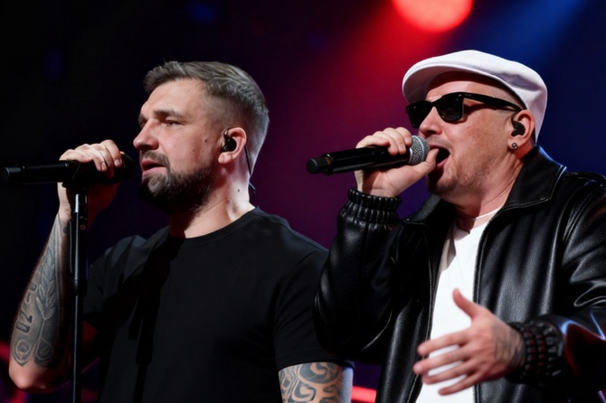 Звук, как 15 лет назад, и трек на китайском: что нужно знать о новом альбоме Басты и Гуфа