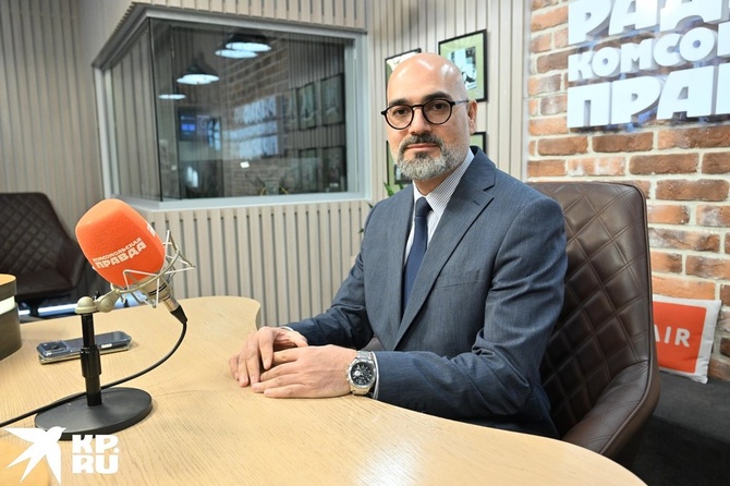 Иранский политолог Ахмад Вахшитех