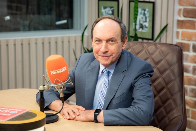 Вячеслав Никонов