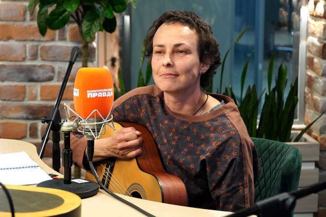 Чичерина написала сиквел хита «Жара» - песню «Солнышко Вёдрышко»