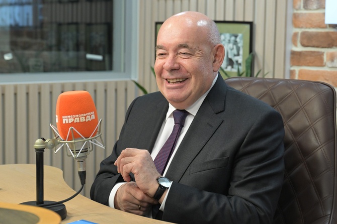 Михаил Швыдкой — про невозможность отменить русскую культуру, кино об СВО и пользу запретов