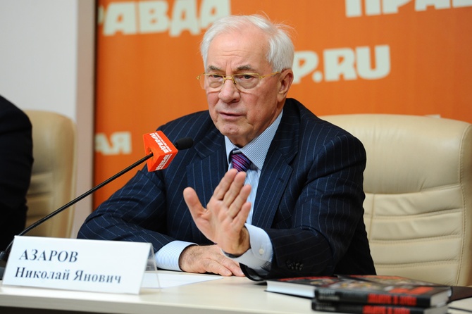 бывший премьер-министр Украины Николай Азаров