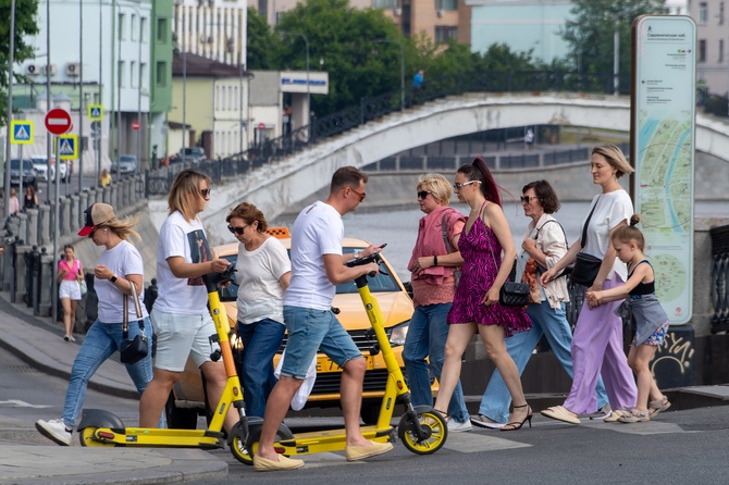 Терапевт объяснила, как одеваться на прохладное утро и жаркий день