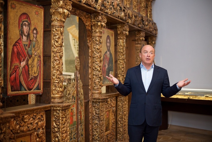 Михаил Абрамов