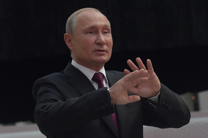 Путин пообещал решить жилищный вопрос пострадавших от наводнения в Тулуне 