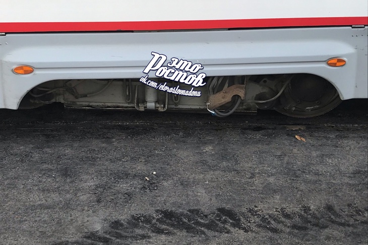 Трамвай на асфальте