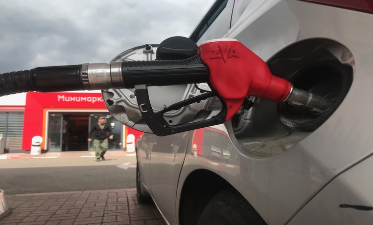 В Минпромторге рассказали, сколько бензина недополучают автовладельцы