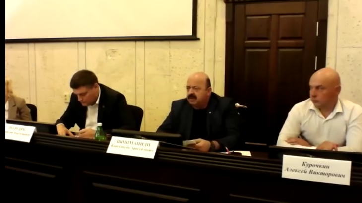 Губернатор Ставрополя уволил своего представителя за хамство гражданам 