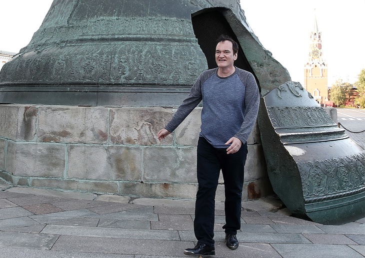 Тарантино возле Царь-колокол