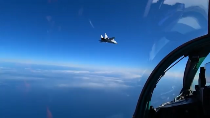 Минобороны представило видео дуэли истребителей МиГ-31БМ