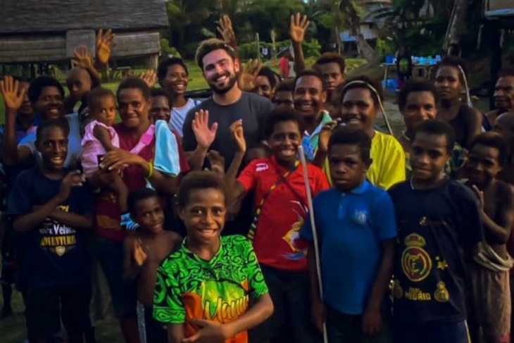 Зак Эфрон оправился от тифа