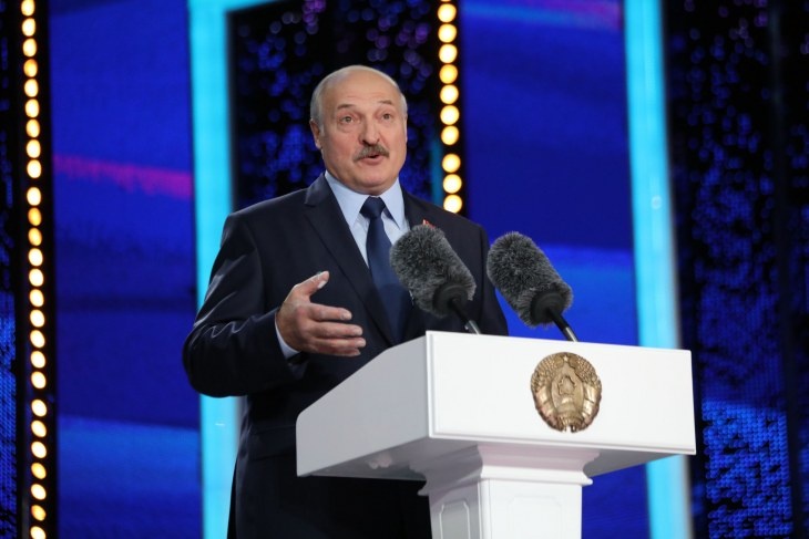 «У нас своя страна есть»: Лукашенко обвинил Россию в давлении