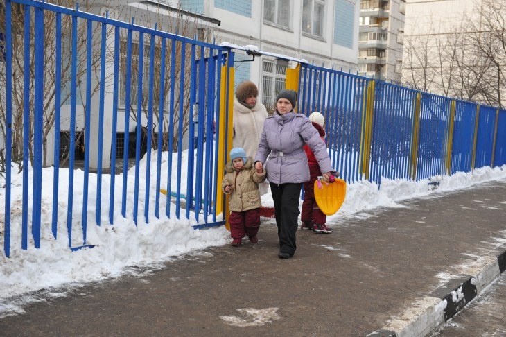 Охранник в детские сады москва