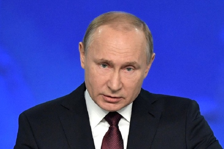 Путин призвал запретить баллотироваться в президенты долго жившим за границей