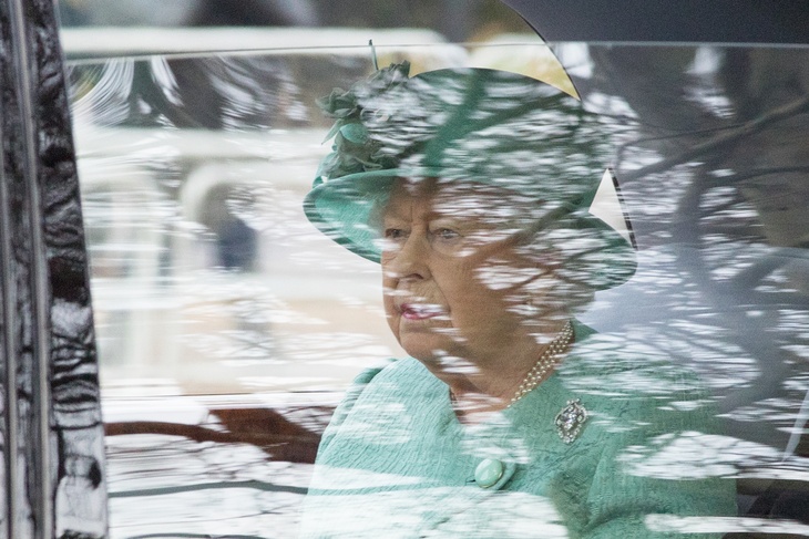 Королева Елизавета II