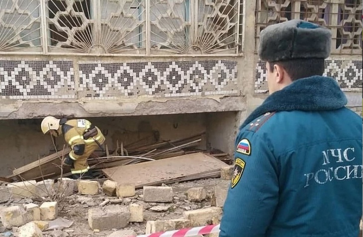 Громыхнуло из-за брошенной ребенком спички: что известно о взрыве в жилом доме в Махачкале