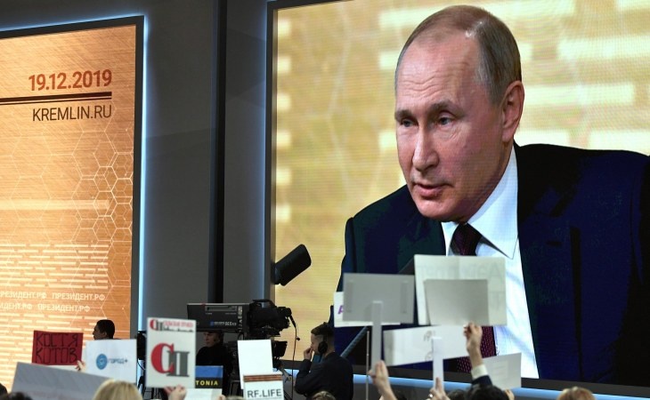 Психолог объяснил, почему россияне боятся ухода Путина