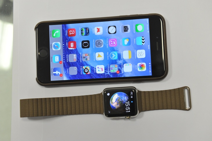 iPhone и умные часы от Apple