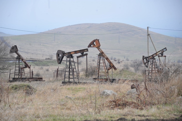 Еще две страны снизили цены на нефть
