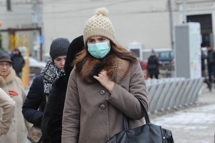 Носить маски в общественных местах должны не только больные люди