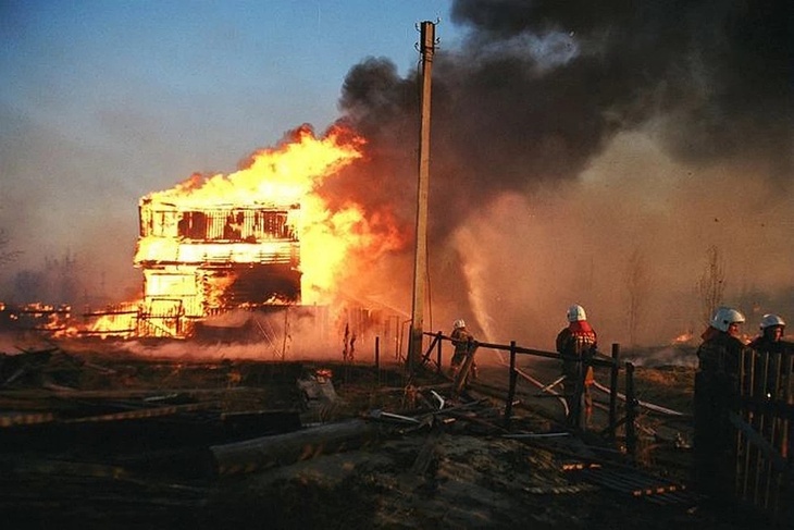 Во время пожара в Иркутской области погибли 7 человек