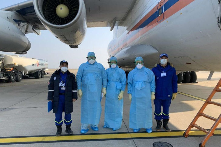 В Россию вылетели китайские медэксперты для борьбы с коронавирусом