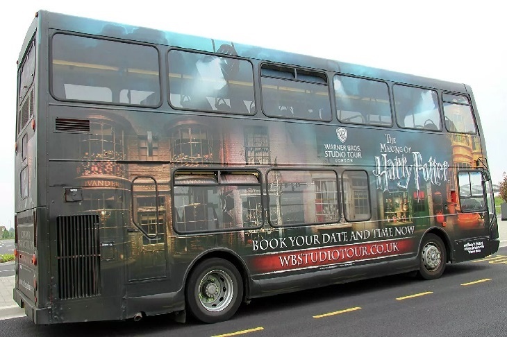 Автобусы Гарри Поттера будут возить британских врачей