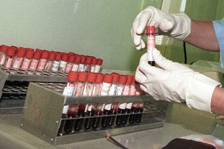 Скоро в России можно будет провериться на антитела к коронавирусу