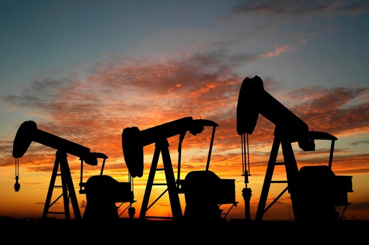 Эксперт объяснил отрицательные цены на нефть и дал прогноз