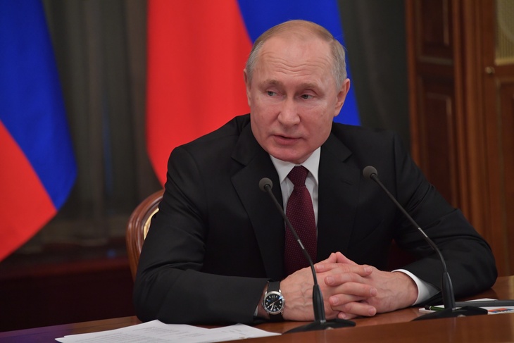 Путин поручил сделать бесплатным доступ к некоторым сайтам