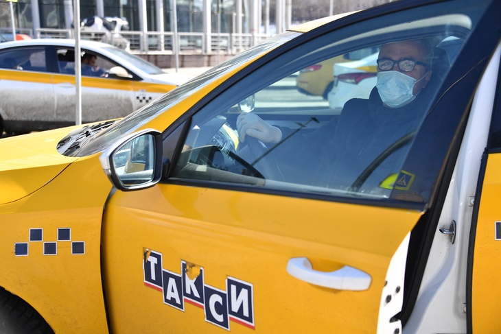 Столичные таксисты оказались на грани разорения 