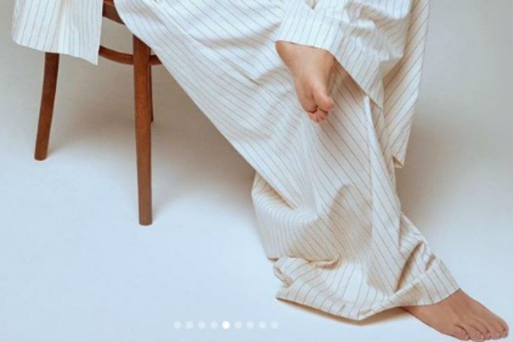 Неудачно отретушированный снимок Веры Брежневой