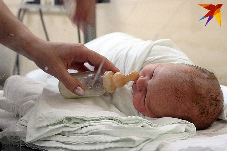 Фото новорождённого в больнице