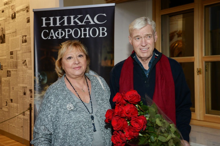Жена Щербакова призналась, что ей стыдно за звезд, жалующихся на безденежье