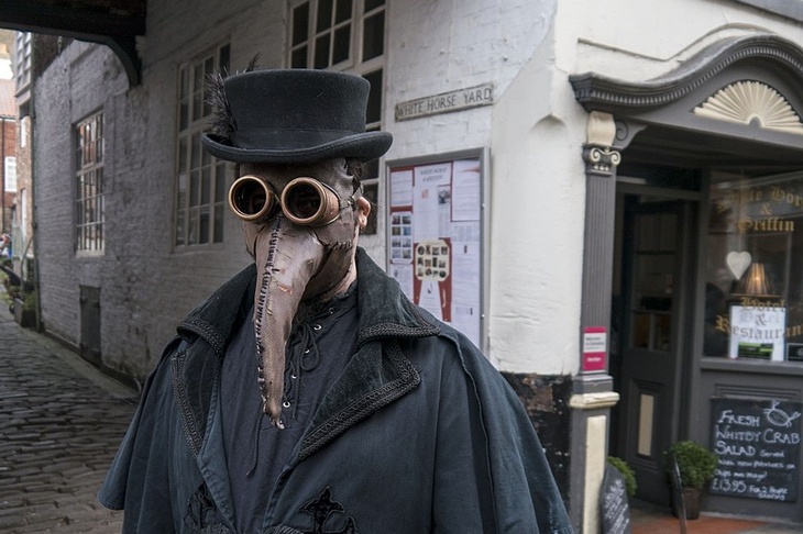 Чумной доктор (реконструкция)