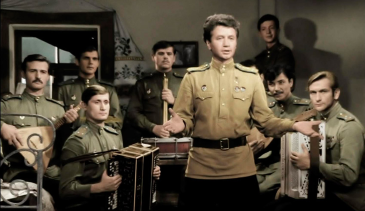 Кадр из фильма Л. Быкова «В бой идут одни старики»