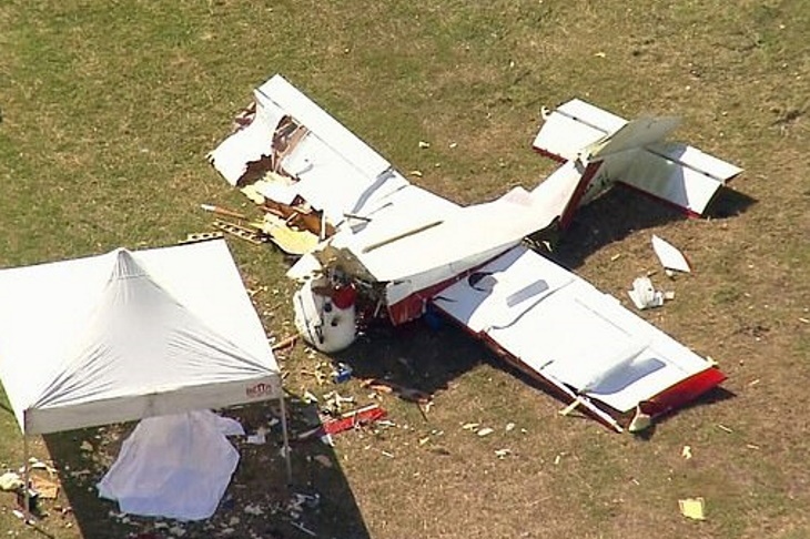 Упавший самолет