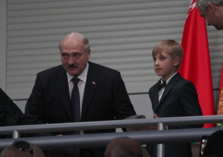 Сын Александра Лукашенко может претендовать на британский престол