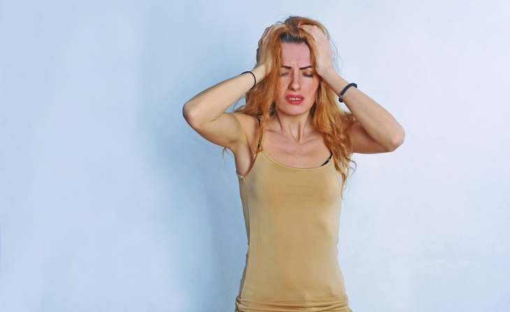 Опухоль или аневризма: доктор Мясников объяснил причины сильной головной боли Доктор Мясников назвал причины сильной головной боли