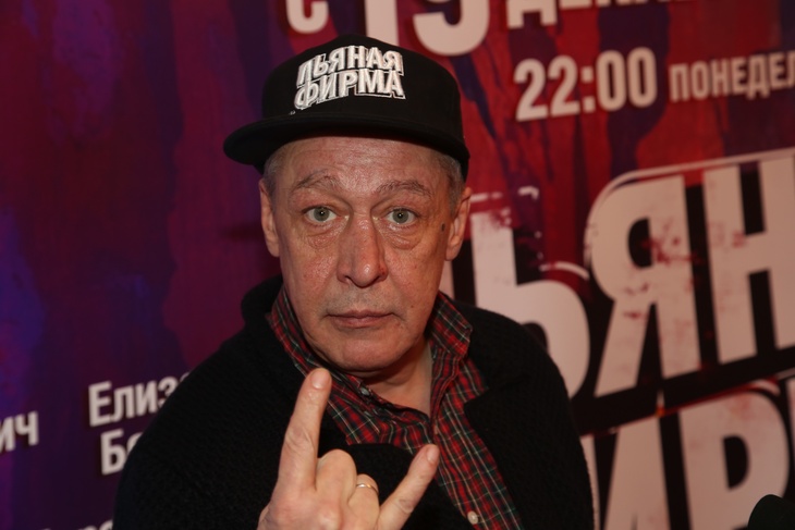 Адвокат о предложении Ефремова усыновить детей Захарова: «Хотел выпустить слезу» 