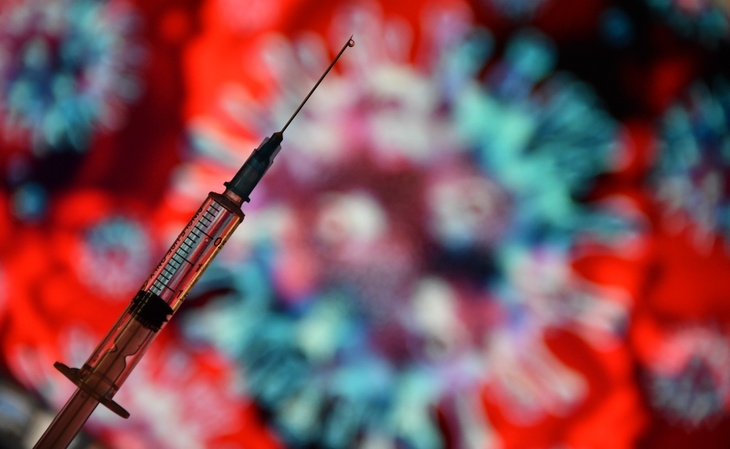 Половина россиян не согласна на вакцину от коронавируса
